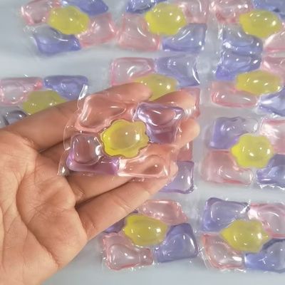 Un bon prix. 2024 Est Vendre Produits Nettoyant de haute qualité Les bacs à linge 5 en 1 Perles de détergent Capsules en ligne