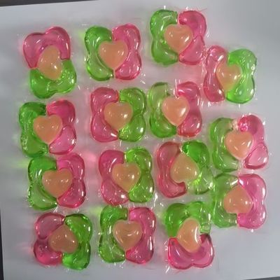 Dobra cena. Gorąca sprzedaż 2024 Fabryka bezpośrednia natura pralniczy detergent pods 3 w 1 kapsułki do prania w Internecie