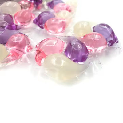 Bom preço. Produtos de limpeza 3 em 1 on-line