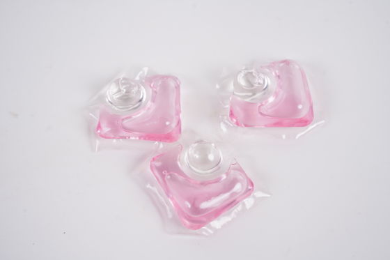 Bom preço. Os frascos de roupa removem manchas deixam a fragrância suave e removem ácaros e bactérias on-line